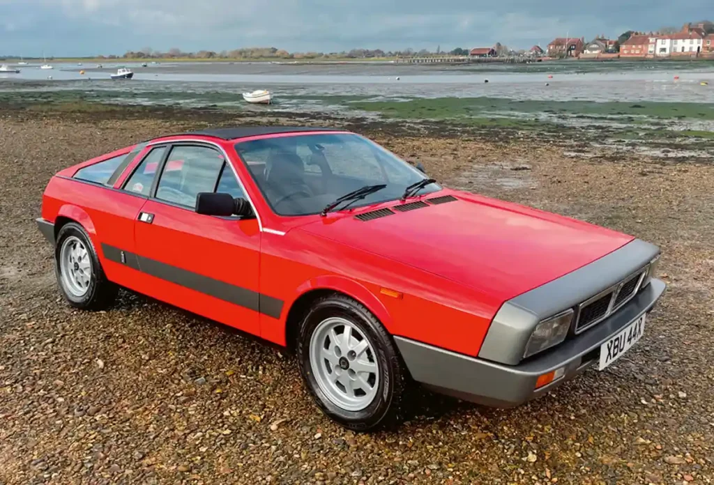 Második generációs, jobbkormányos, targatetős modell, csak 817 ilyen készült összesen