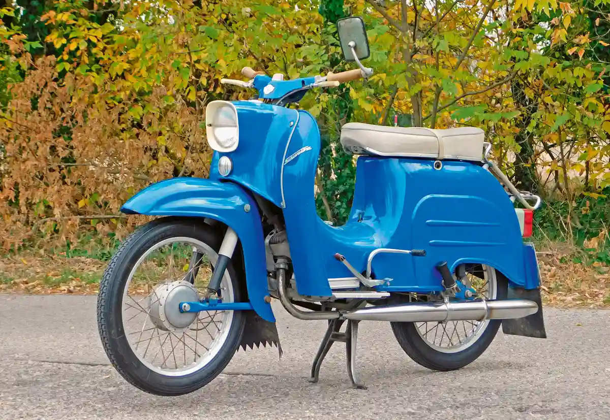 1964 és 1986 között 1 176 640 Schwalbét gyártott a Simson, ennek 30%-a volt KR51/1 F