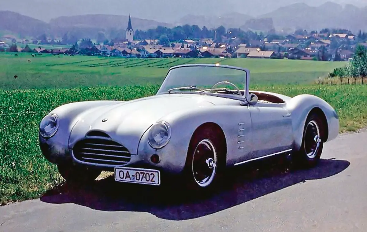 Ernst Loof korábbi munkaadója, a Veritas formavilágát emelte át a prototípusra