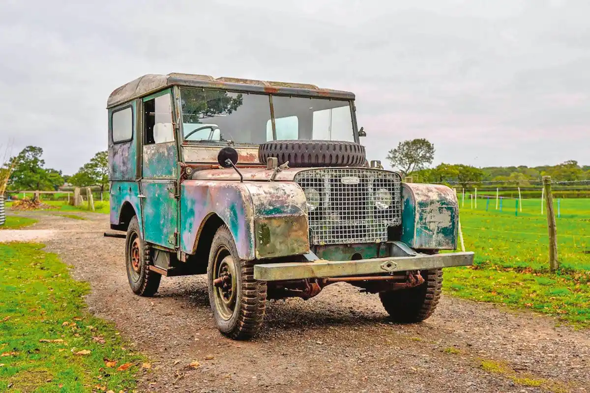 Korai Land Rover, 1950-ből: Ausztráliából érkezett és működőképes; 18 500 fontot adtak érte