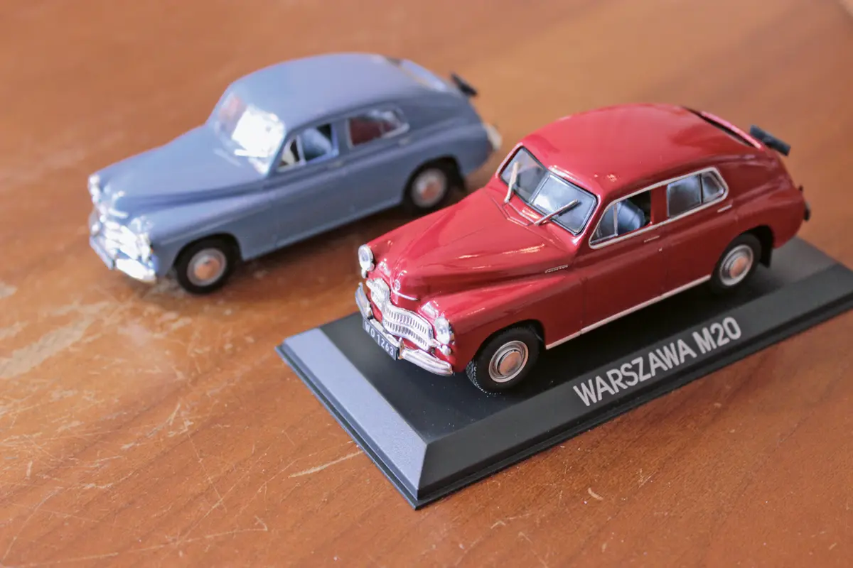Az M20-as volt az 1951-ben bemutatott első modellváltozat. A képen már a frissített, 1957-es kiadás