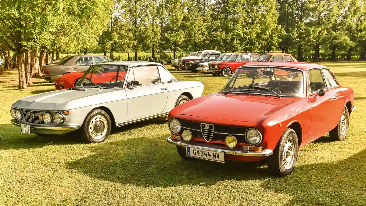 Lotus Retro Mobil Concours d’Elegance – Nem csak a 20 éveseké. Idén 20 éves a hajdani járműves eleganciaversenyek közösségi hangulatát megidéző, hagyományteremtő jelleggel útjára indított rendezvényünk.