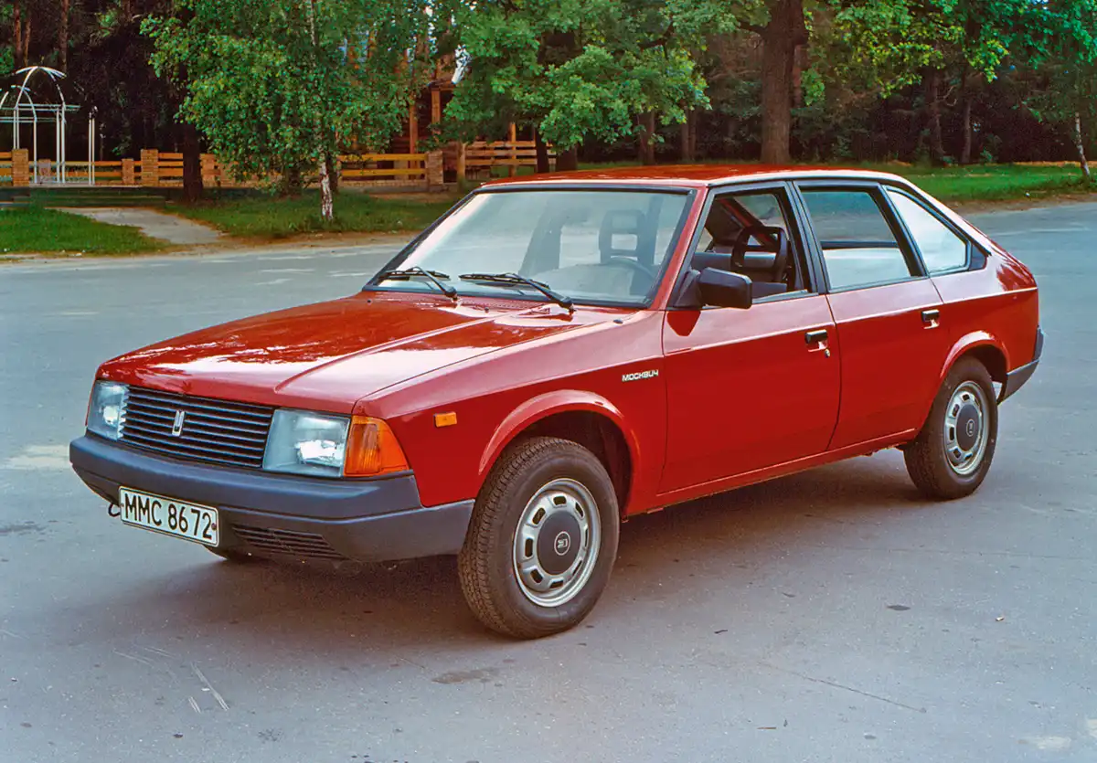 Az Aleko a rendszerváltáskor, 1989–1990-ben jelent meg Magyarországon a Merkurnál, 350-400 000 forintos áron