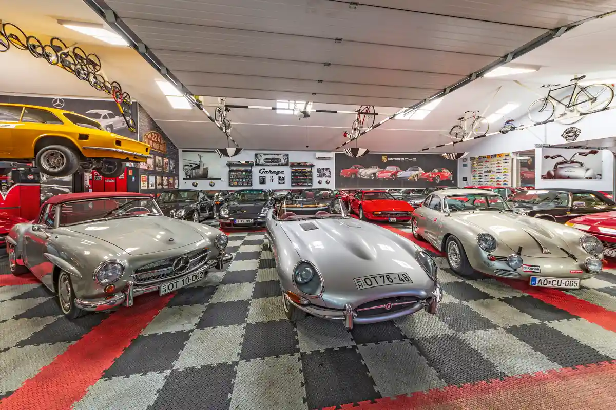 Laudisz J. Classic Car Garage gyűjteménye