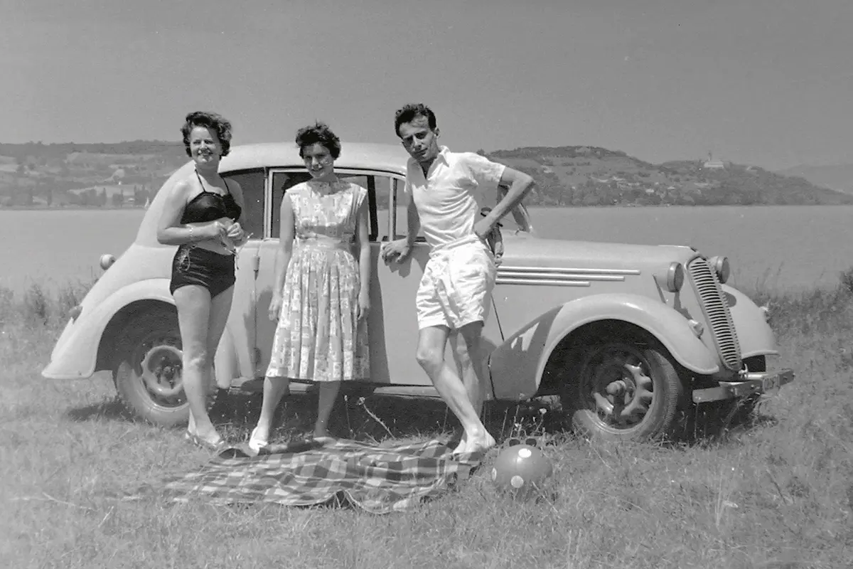 Zamárdi, Tatra 57/b, 1958 (Fotó: Fortepan album)