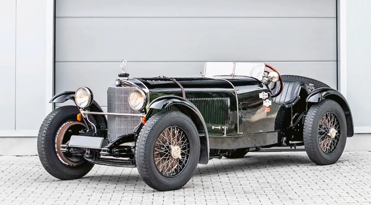 Mercedes-Benz 710 SSK Roadster (1929) – a típusjelölésben a K a rövidített (kurz) változatra utal, de ebben is ugyanúgy 7,1 l-es, kompresszoros soros hathengeres motor található, mint az SS-ben. Az autó történetét lapzártáig nem hozta nyilvánosságra a kereskedőház, de a 2 millió euróra becsült ár arra is utalhat, hogy az SSK nem minden porcikája eredeti